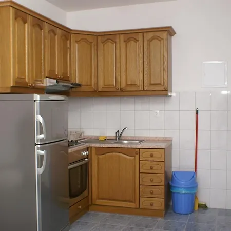 With A Parking Space Vinisce, Trogir - 2987 شقة Vinišće