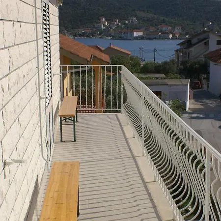 With A Parking Space Vinisce, Trogir - 2987 *