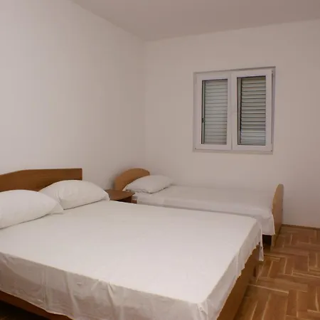 דירה With A Parking Space Vinisce, Trogir - 2987 Vinišće